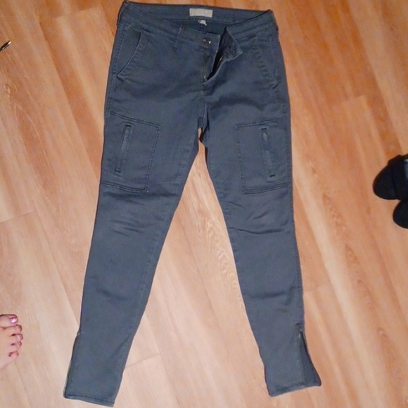Banana Republic cargo Pants - Picture 2 of 4